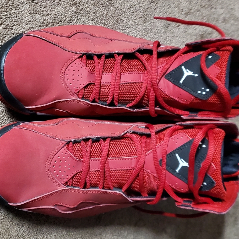 Jordan True Flight